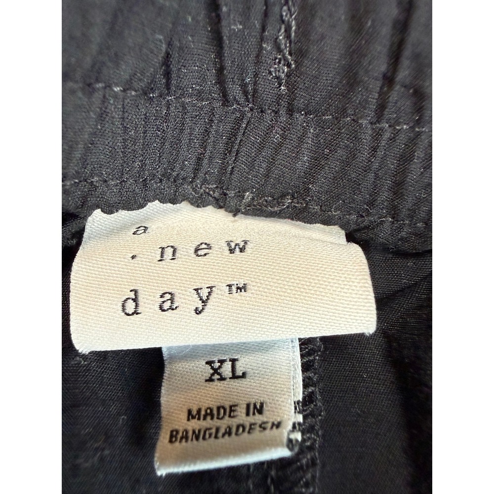 A New Day Black Wide Leg Cropped Pants Elastic Paperbag Waist XL VN1247024 - Picture 3 of 7